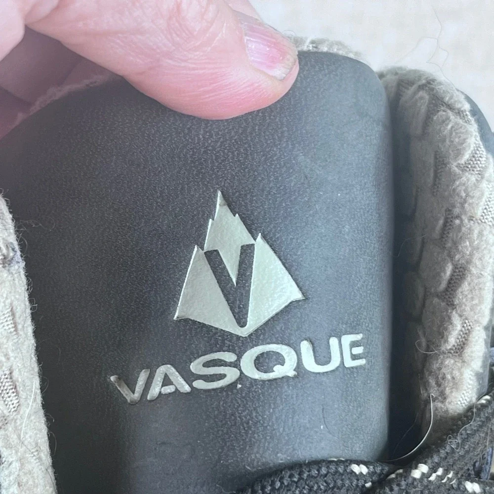 Vasque UltraDry Waterproof Hiking Boots Mens 9.5 Trail Trek Outdoor Black